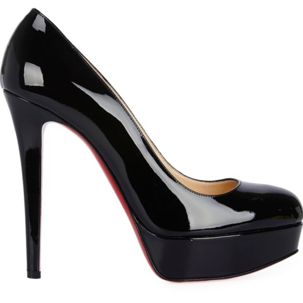 Perfect for the holidays! Louboutin platform heels 36.5